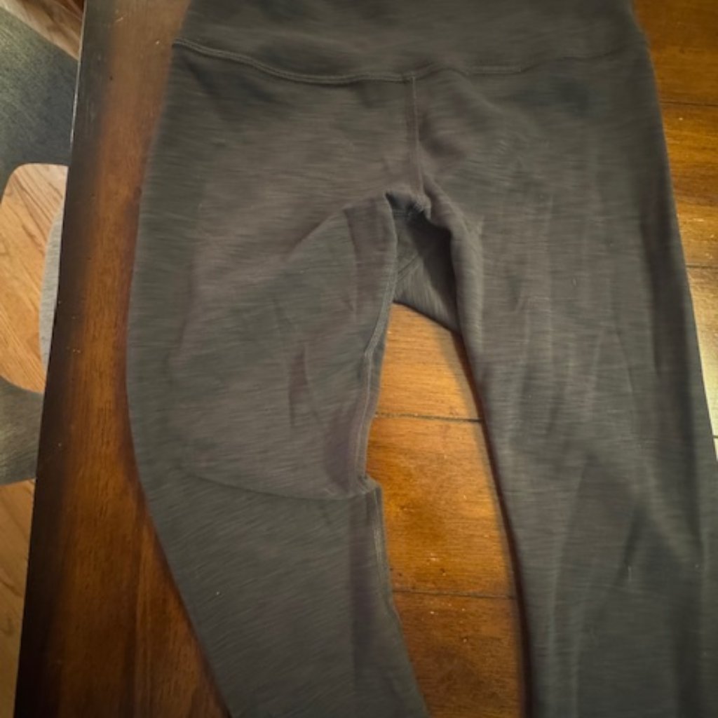 Lululemon Leggings Size 6 Black And Gray